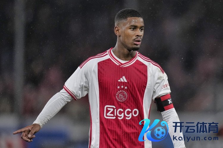 英媒:利物浦特意阿贾克斯后卫约雷尔-哈托